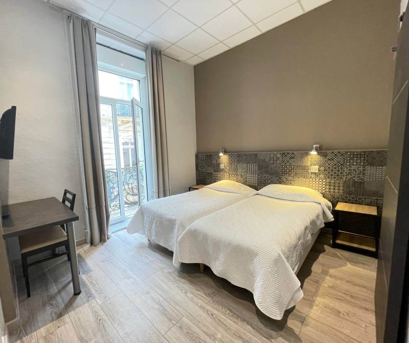 hotel avec lit séparé montpellier pas cher